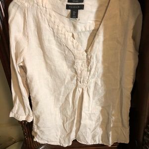 Beautiful linen shirt by Tahari.